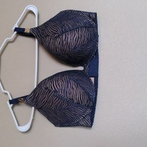 Versus sexy uplift plunge 38 DD